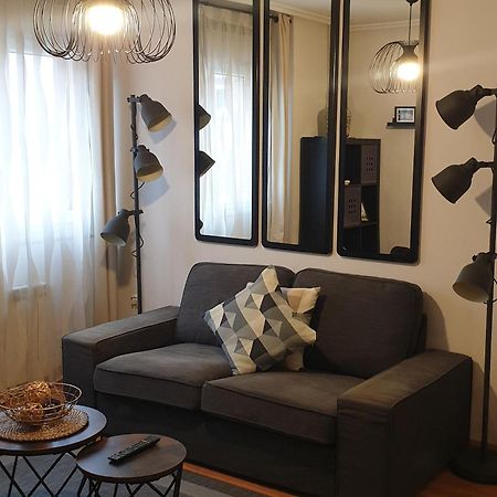 Apartamento "Los Prados" Wifi Y Parking Oviédo Exterior foto